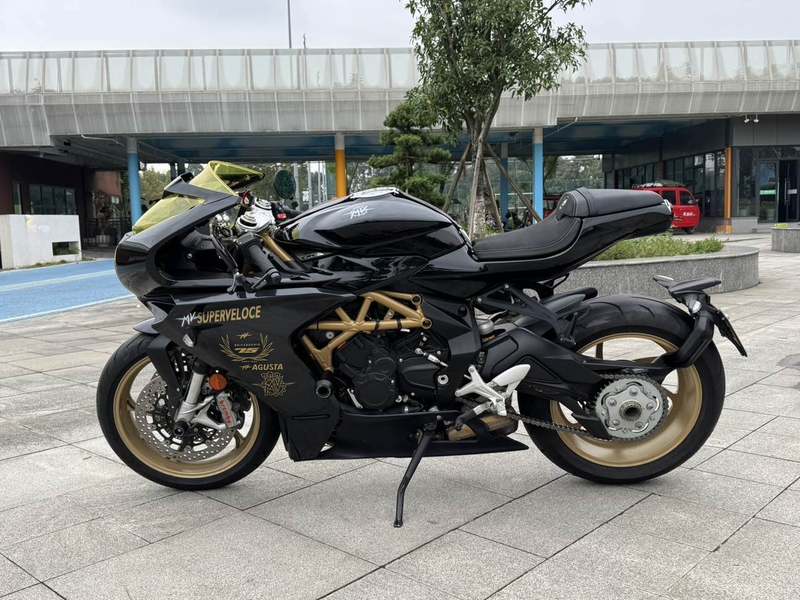 二手奥古斯塔Superveloce 800