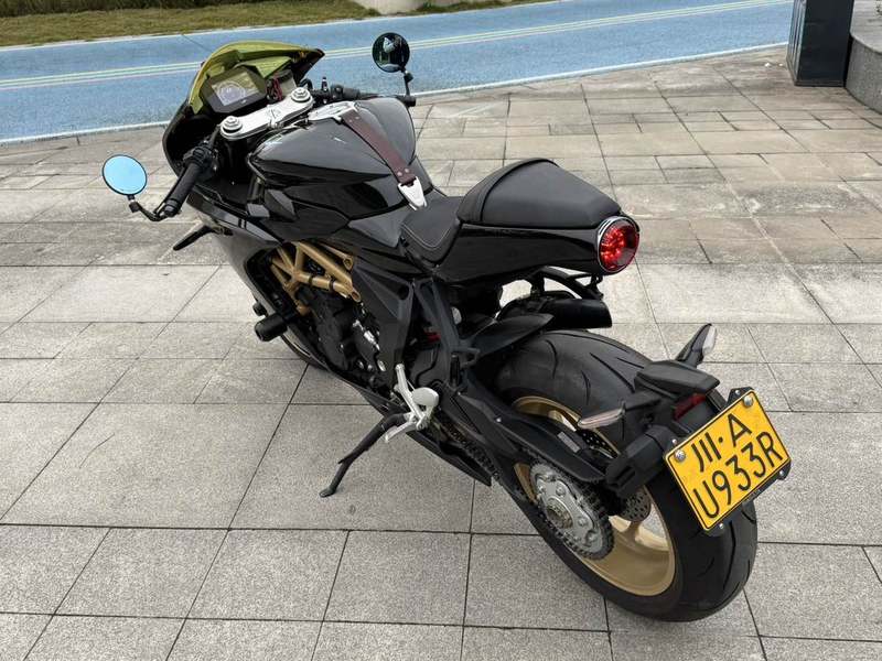 二手奥古斯塔Superveloce 800