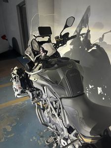 二手贝纳利TRK552