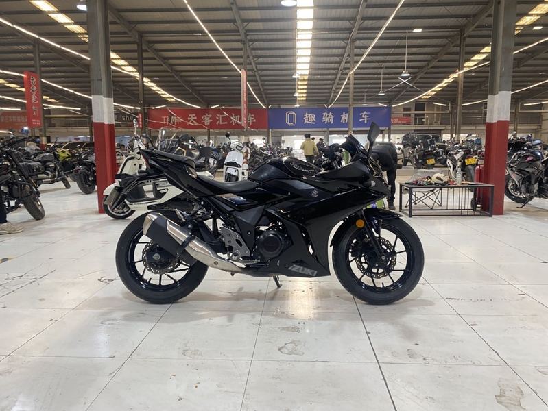 二手豪爵铃木GSX250R