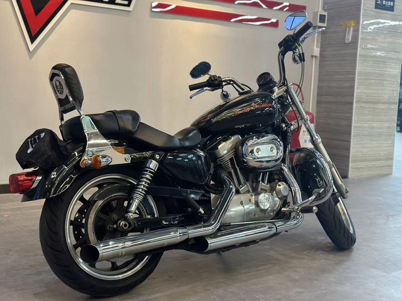 二手哈雷戴维森883L SuperLow