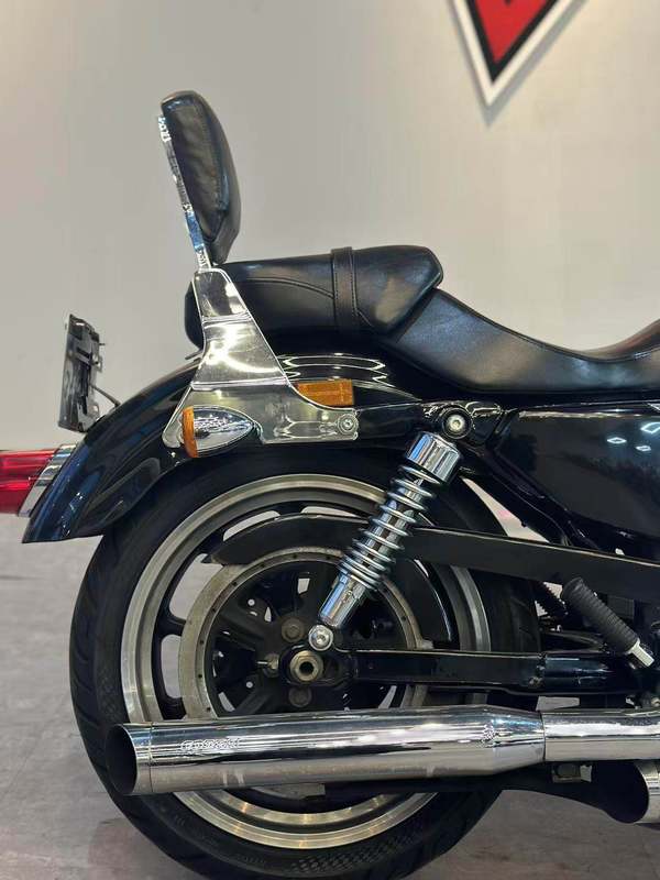 二手哈雷戴维森883L SuperLow