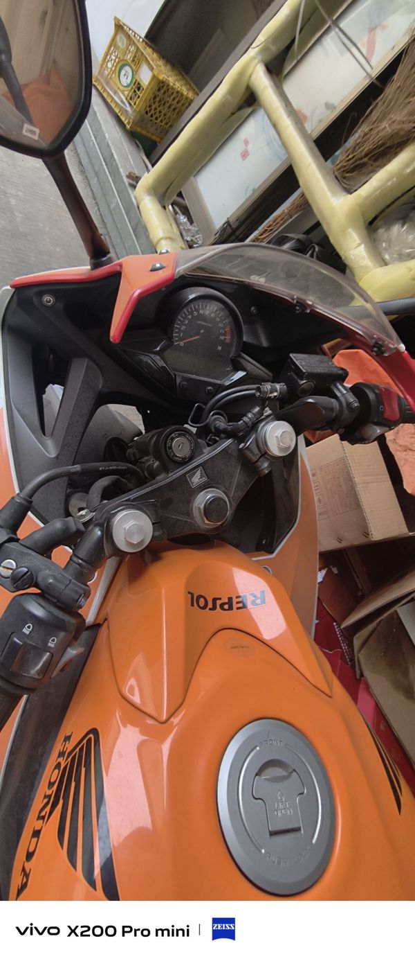 二手本田CBR300R
