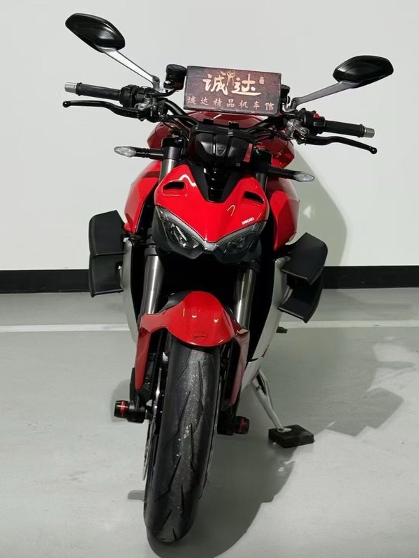 二手杜卡迪Street Fighter V4