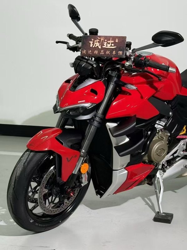 二手杜卡迪Street Fighter V4