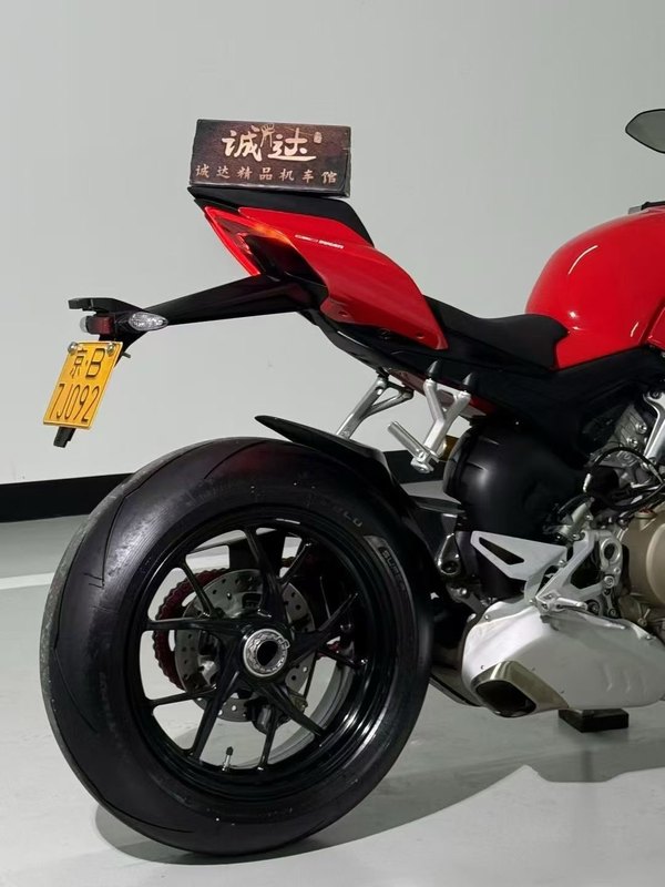 二手杜卡迪Street Fighter V4