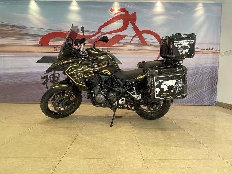 二手贝纳利金鹏 TRK502