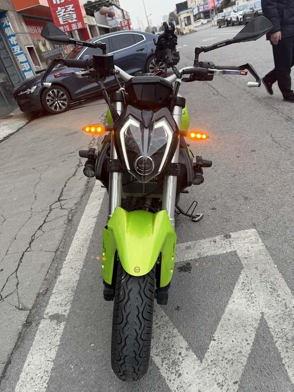 二手贝纳利蓝宝龙 BN302S