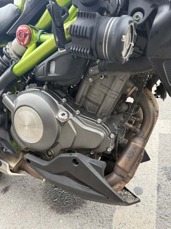 二手贝纳利蓝宝龙 BN302S