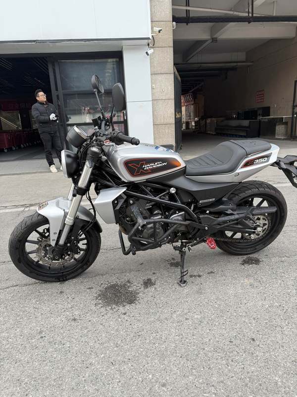 二手哈雷戴维森X 350
