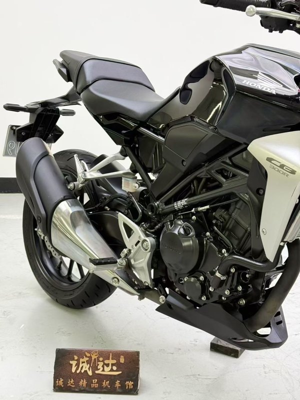 二手本田CB300R