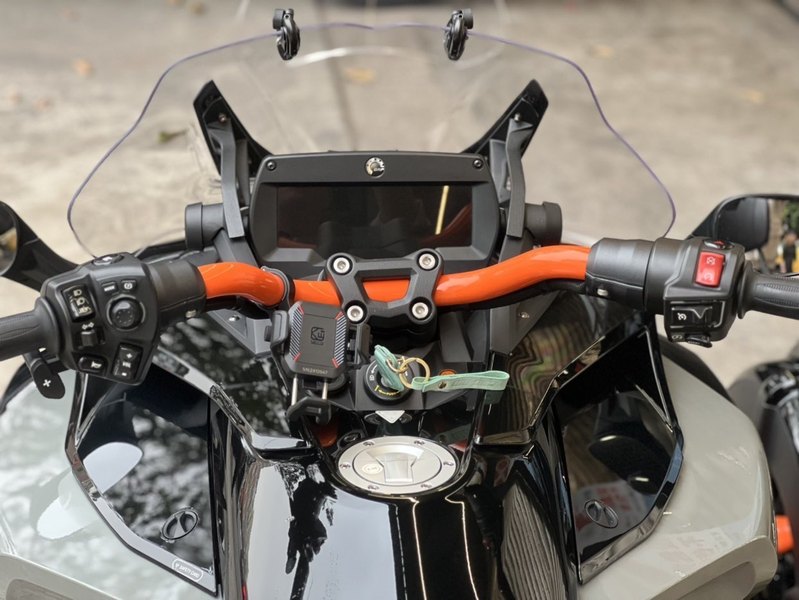 二手庞巴迪Spyder F3 