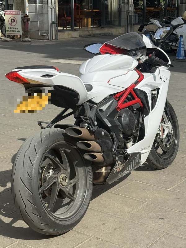 二手奥古斯塔F3 800