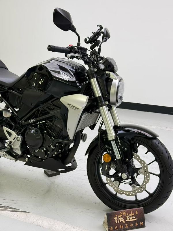 二手本田CB300R