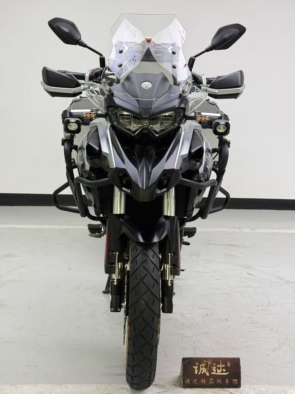 二手贝纳利TRK552