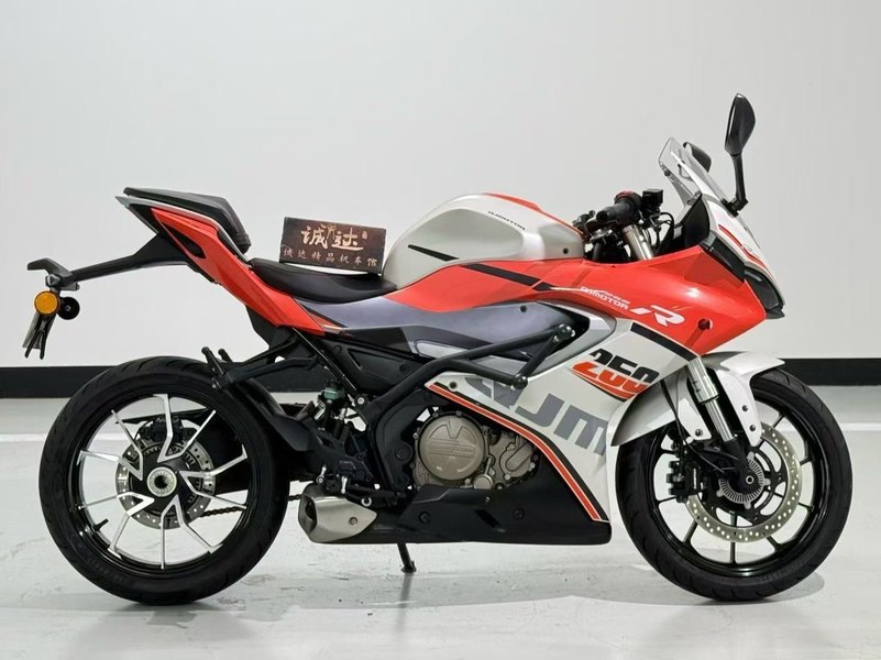 二手QJMOTOR赛250