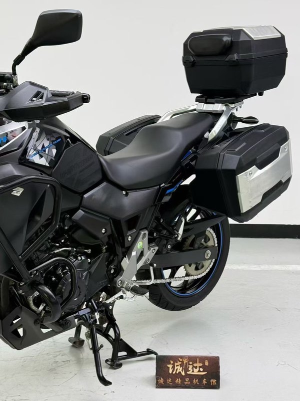 二手豪爵铃木DL250