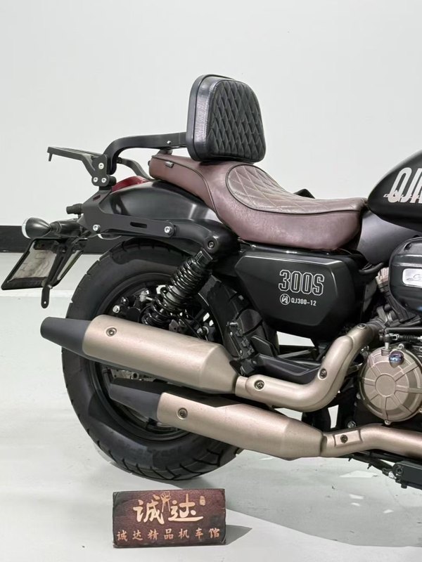 二手QJMOTOR闪300