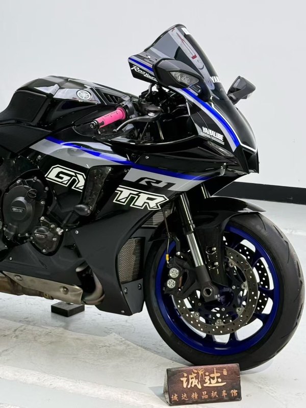二手雅马哈YZF-R1