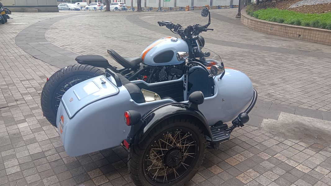 二手长江Bobbie III 700i