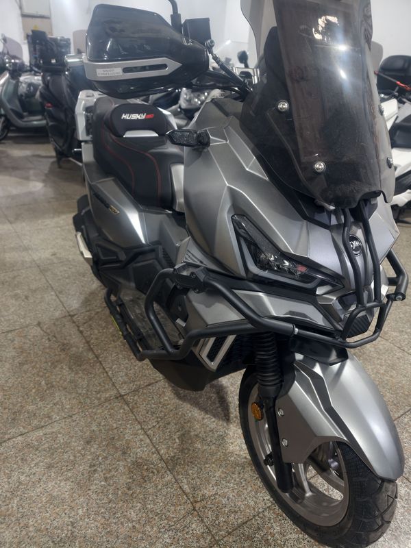 二手三阳哈士奇 Husky ADV150