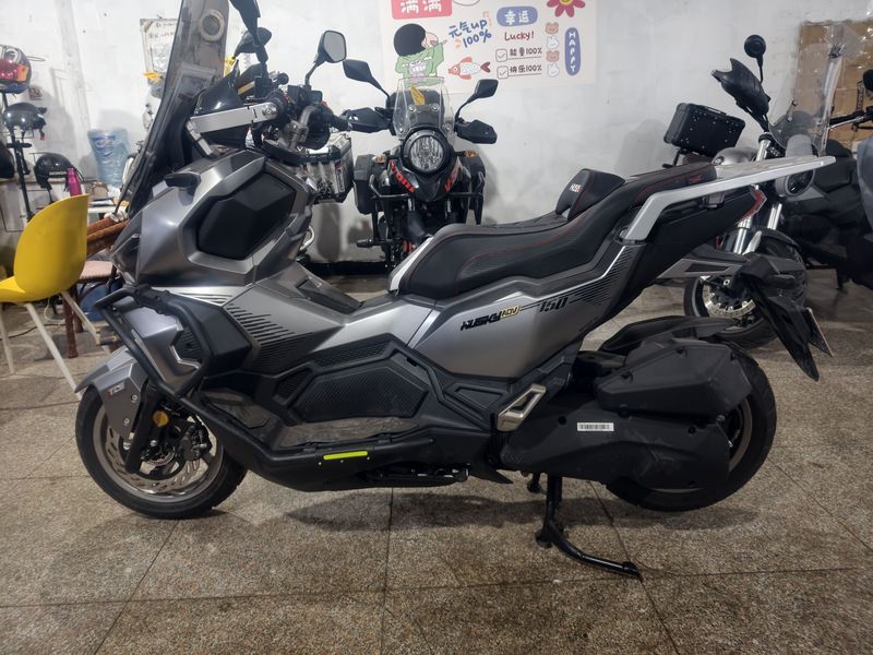 二手三阳哈士奇 Husky ADV150