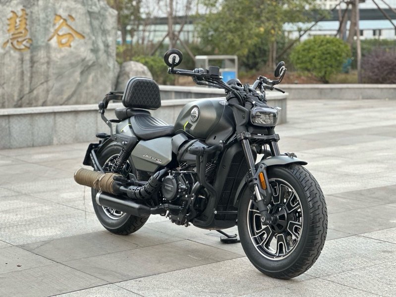 二手贝纳利哈伦402