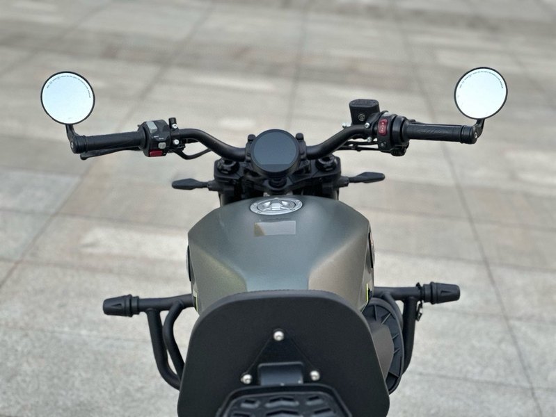 二手贝纳利哈伦402