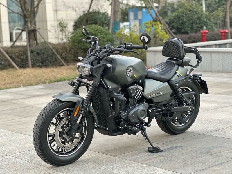 二手贝纳利哈伦402