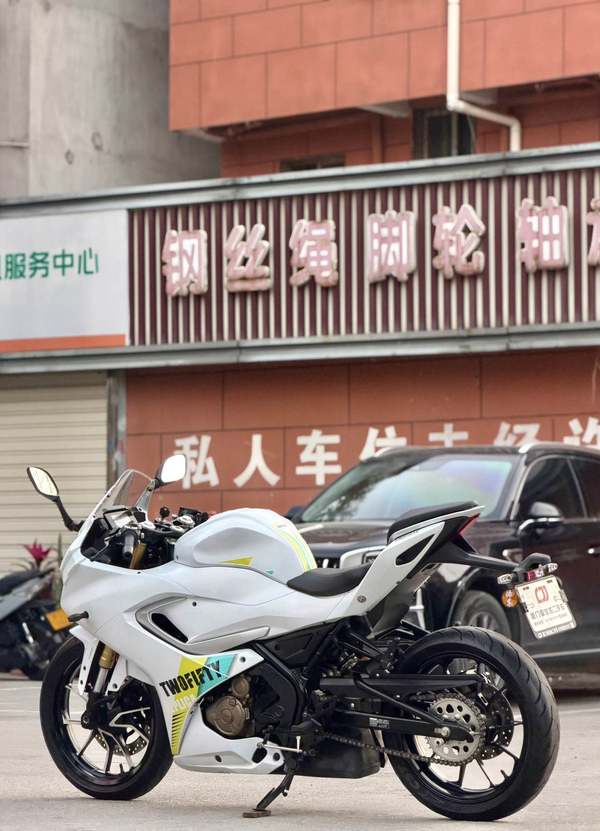 二手QJMOTOR赛250