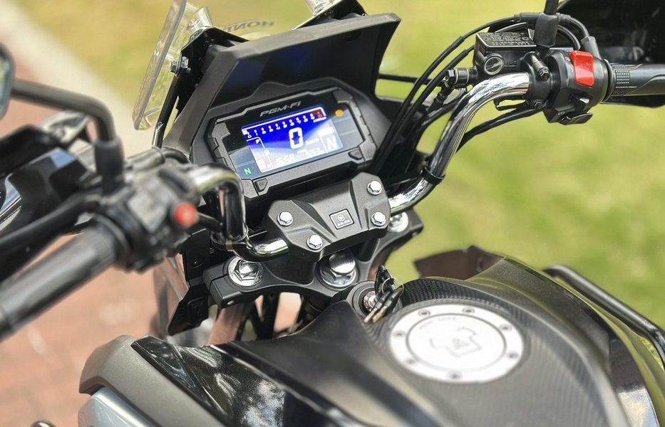 二手五羊本田猛鸷 CB190X