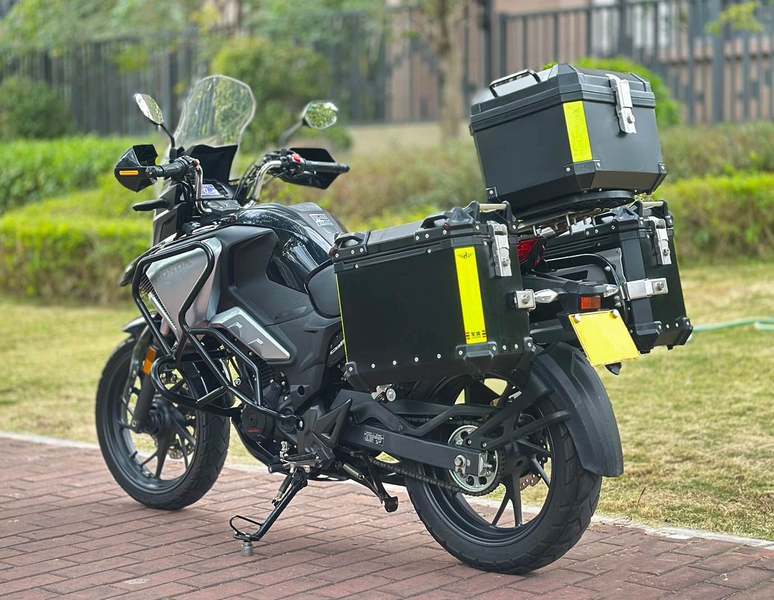 二手五羊本田猛鸷 CB190X