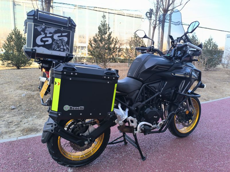 二手贝纳利TRK552