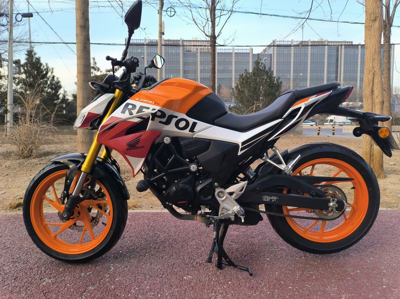 二手五羊本田CB190R 暴锋眼