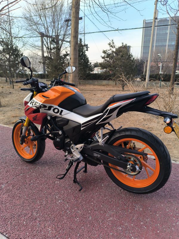 二手五羊本田CB190R 暴锋眼