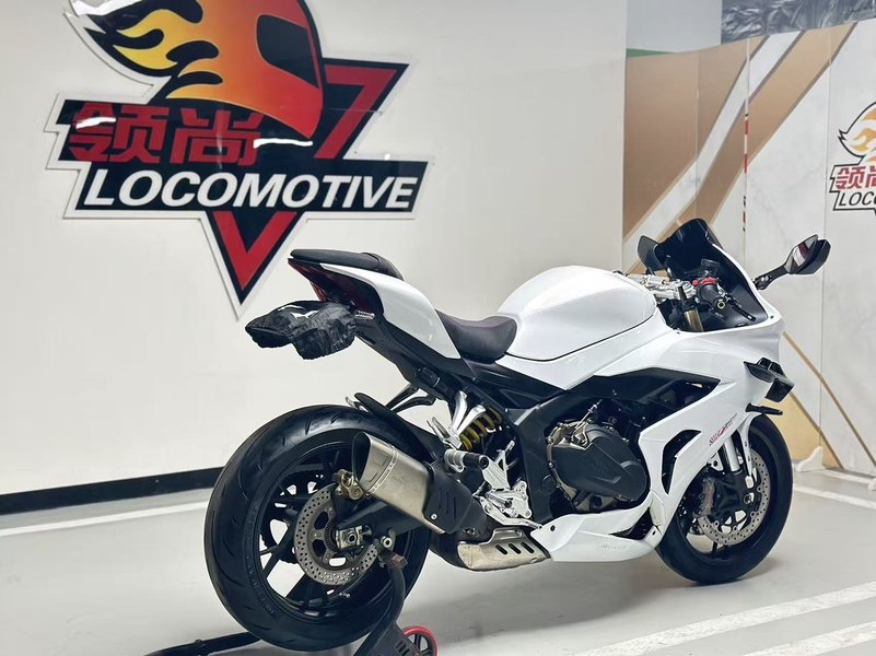 二手QJMOTOR赛800