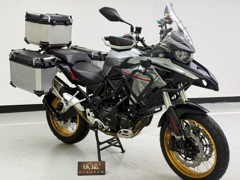 二手贝纳利TRK552