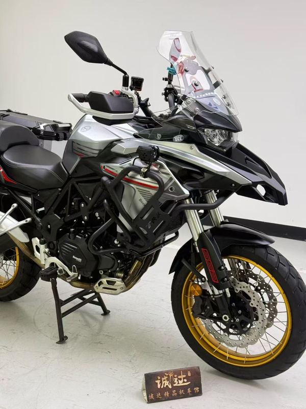 二手贝纳利TRK552