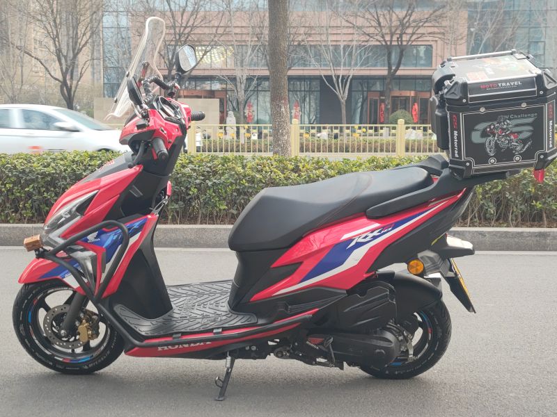 二手新大洲本田裂行 RX125Fi