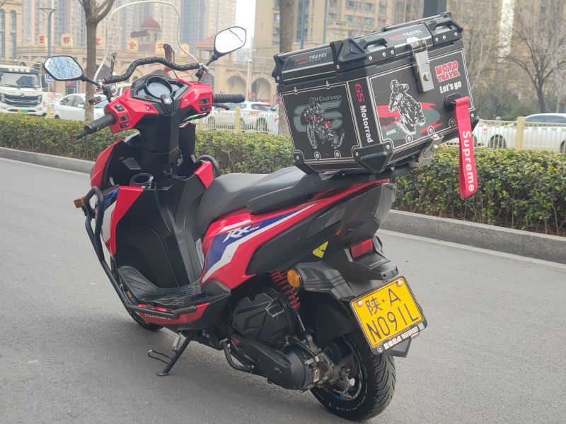 二手新大洲本田裂行 RX125Fi