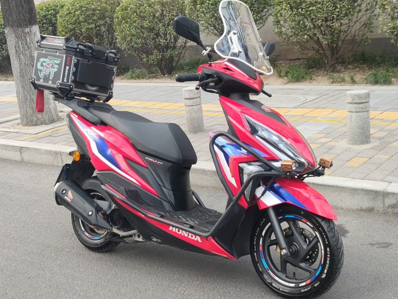 二手新大洲本田裂行 RX125Fi