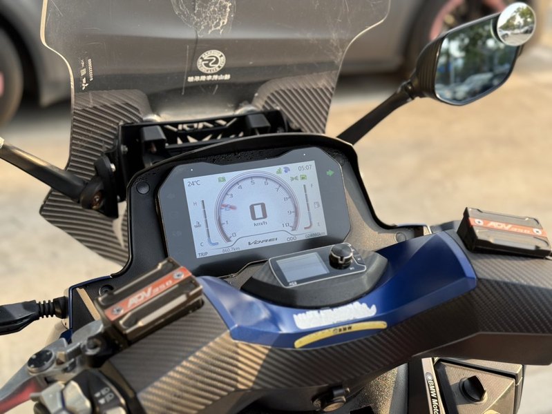 二手大阳V锐 ADV350