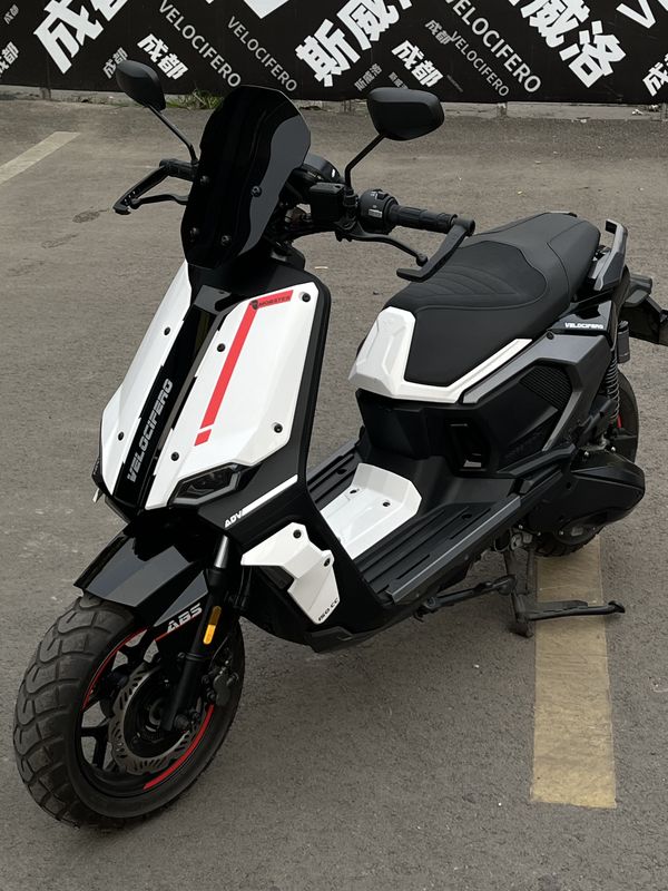 二手斯威洛VELOCIFEROMOBSTER