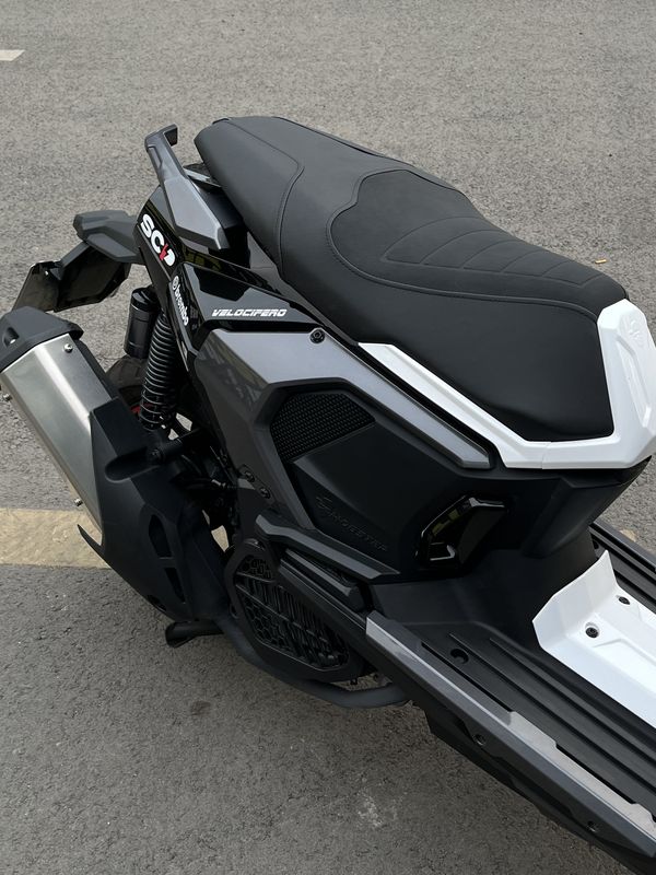 二手斯威洛VELOCIFEROMOBSTER