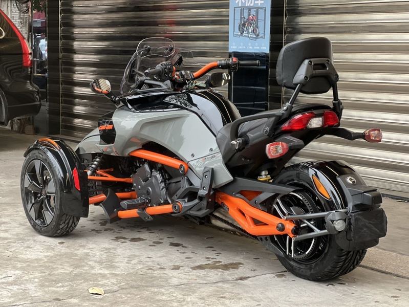 二手庞巴迪Spyder F3 