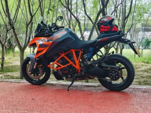二手KTMR2R1290 Super Duke GT