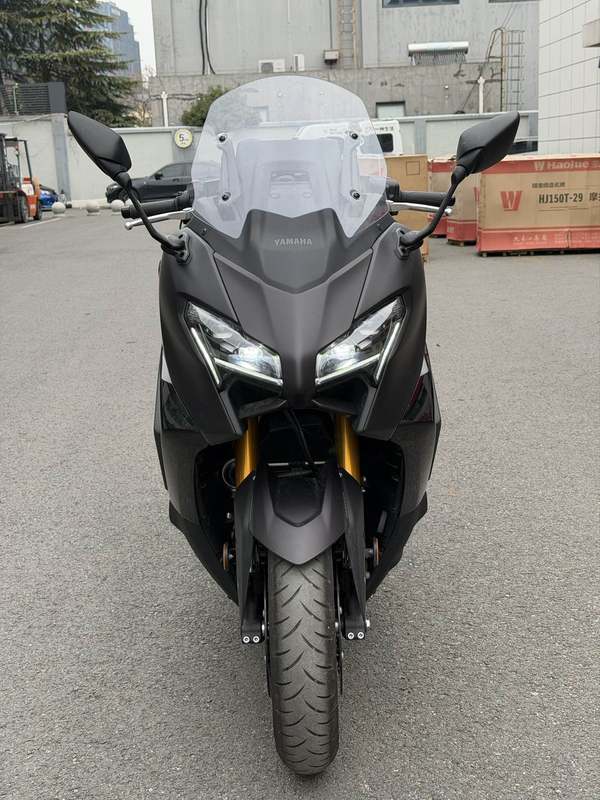 二手雅马哈TMAX