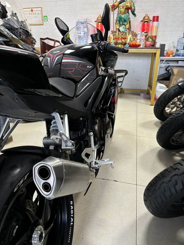 二手张雪机车500RR