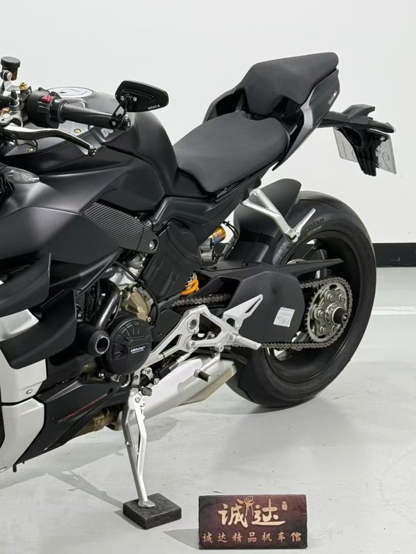 二手杜卡迪Street Fighter V4