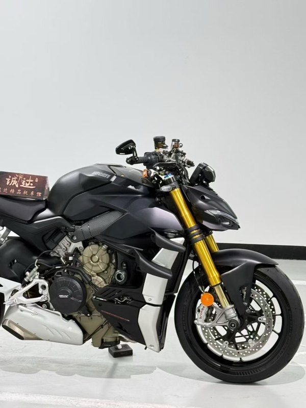 二手杜卡迪Street Fighter V4